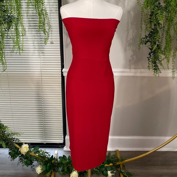Norma KamaliStrapless Dress to Knee Dress in Red